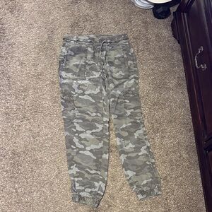 American Eagle Outfitters Men's Gray Cargo Pants